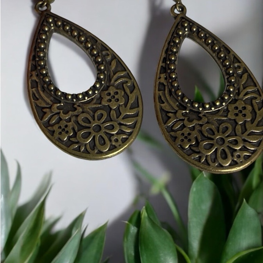Floral Teardrop Earrings